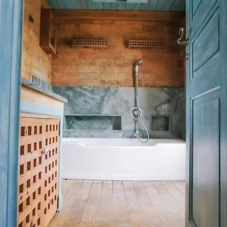 ヴィラ La Mandragore