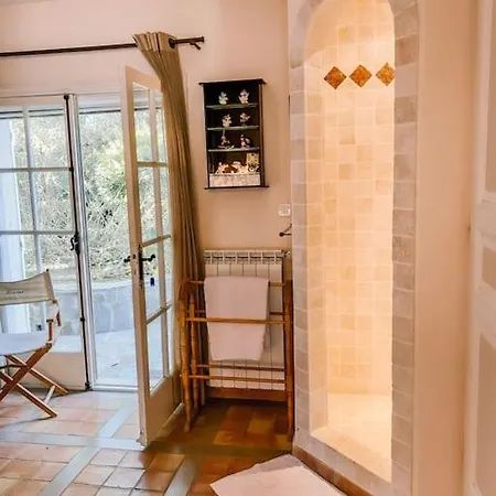 ヴィラ La Mandragore *